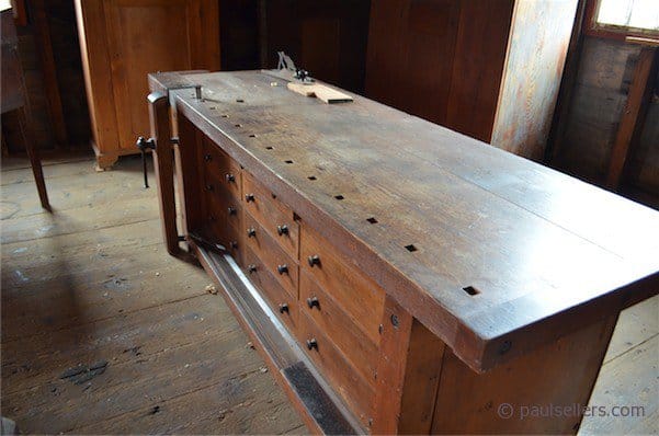 Balancing hand tool and machine perspectives