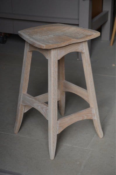 Shaker-inspired Bookcase for Masterclasses