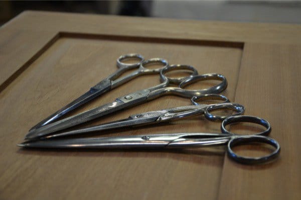 Four Saw File Strokes to Sharp Scissors (Video)