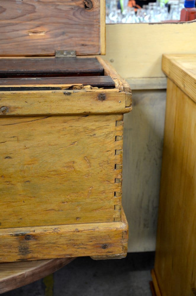 Making My Toolbox - Laying Out the Dovetails