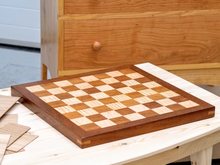 Jigs, guides and templates articles