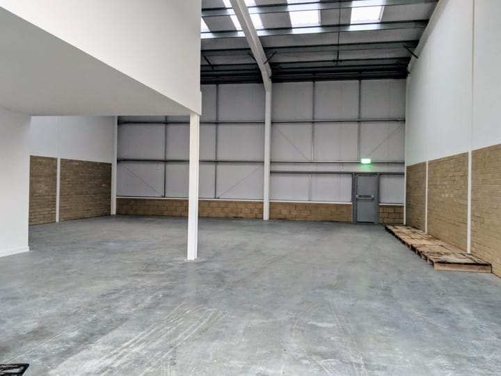 Paul's Garage Workshop? It's built!