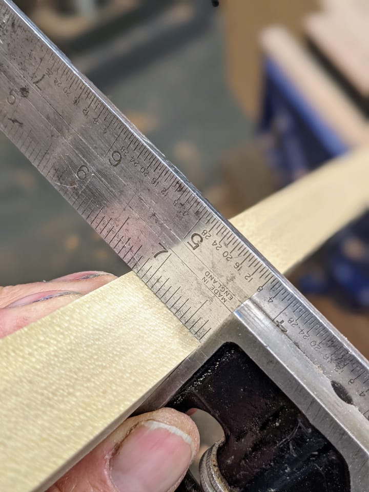 Sharpening Narrow blades