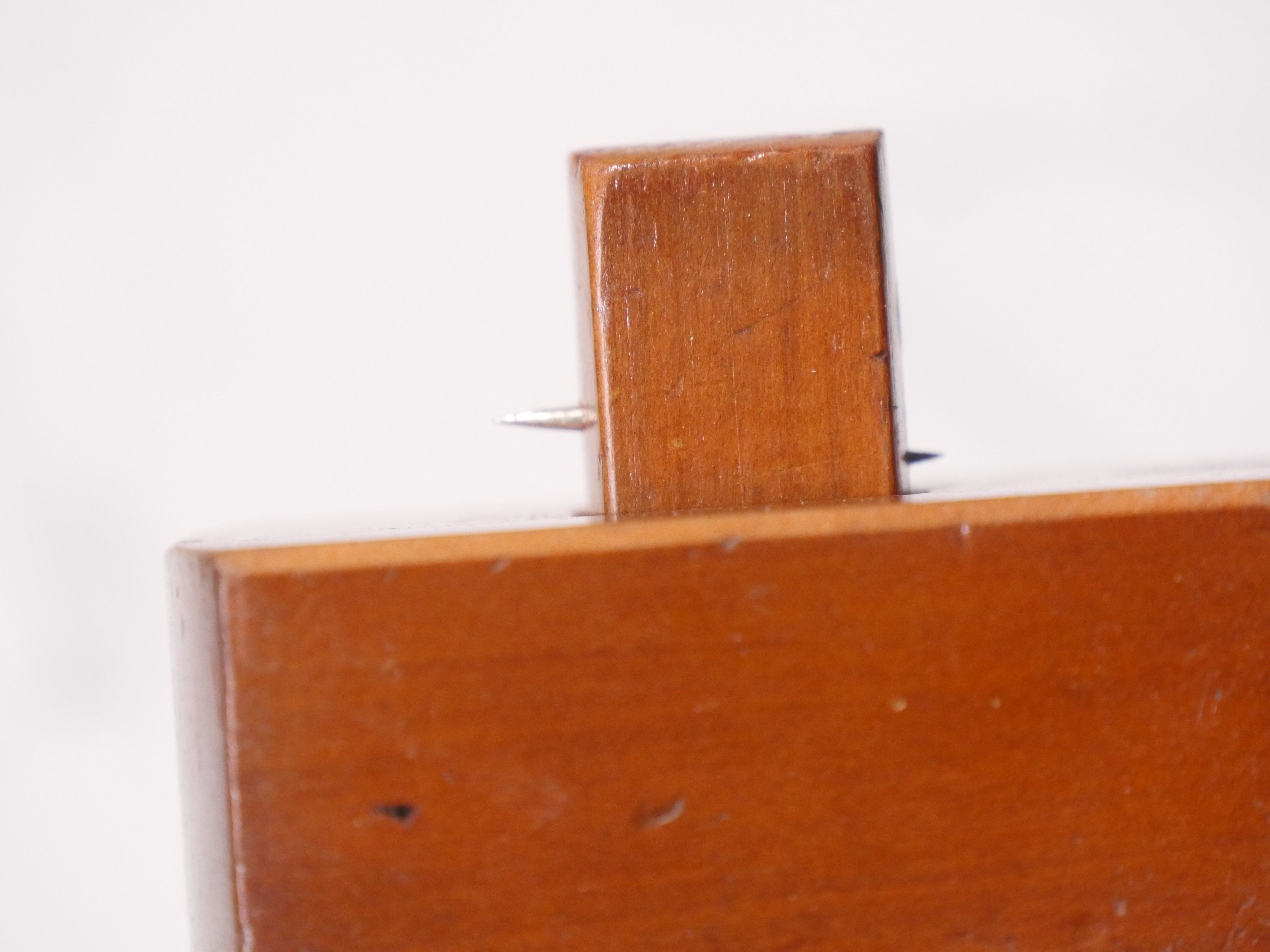 recess in the marking gauge